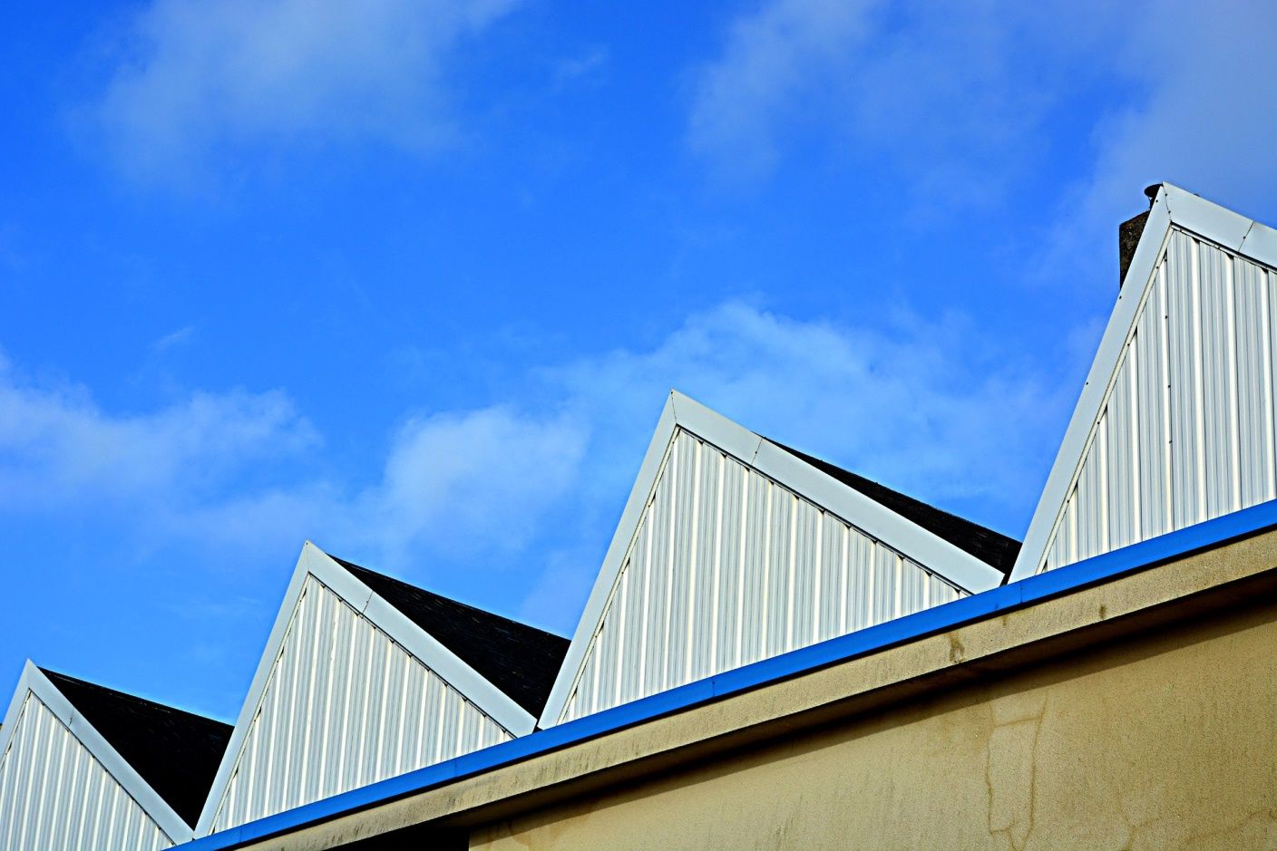 The Different Types of Industrial Roofing Sheets